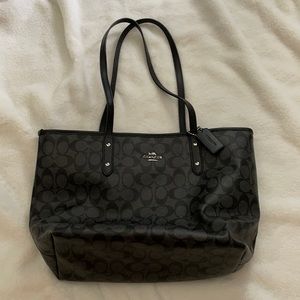 Coach purse.